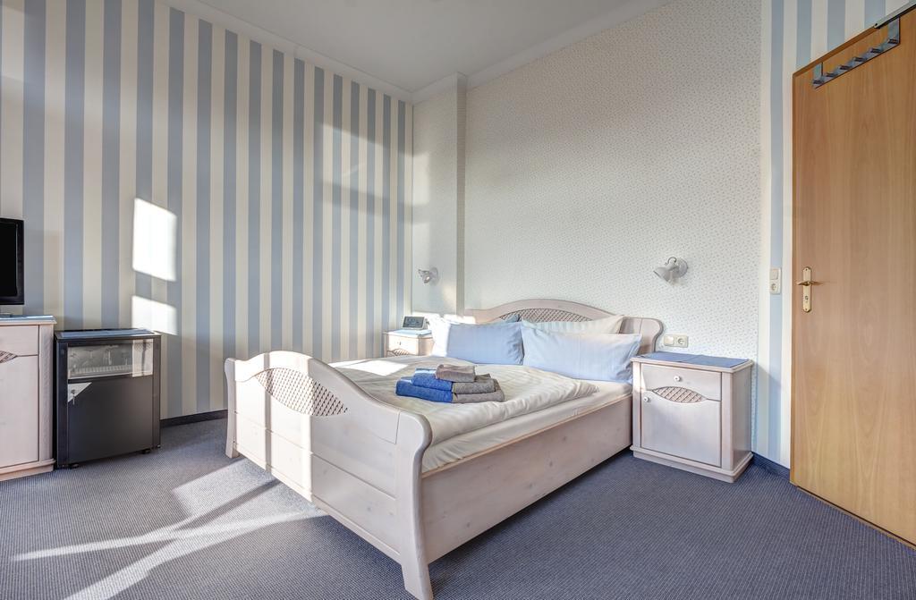 Hotel Villa Seeschloesschen เฮริงสดอร์ฟ ภายนอก รูปภาพ